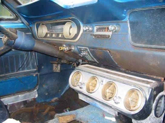 1965 Ford Mustang 93 GT 5.0 302 - Gray thumbnail 4