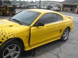 1994 Ford Mustang 5.0 HO Automatic - Yellow