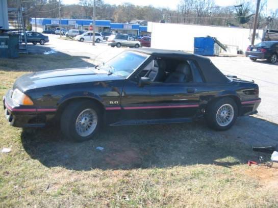 1988 Ford Mustang 5.0 Auto AOD - Black/Pink