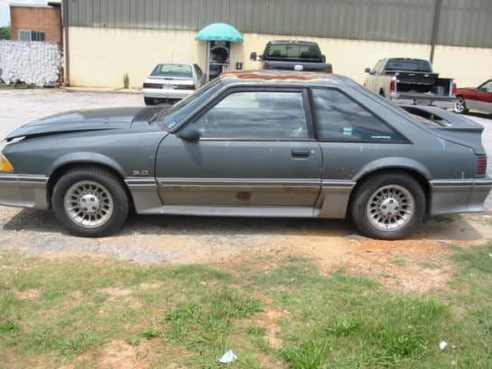 1988 Ford Mustang 5.0 T-5 - Gray & Silver
