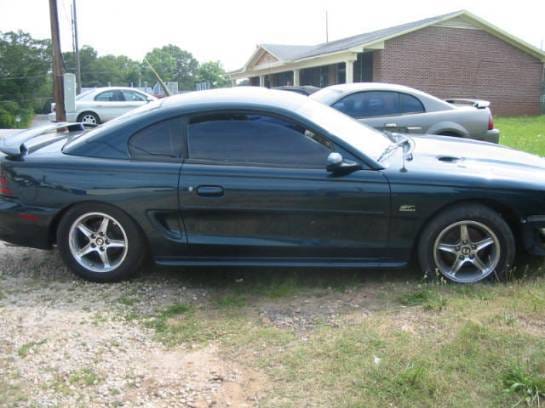 1994 Ford Mustang 5.0 V-8 5-Speed T-5 - Green