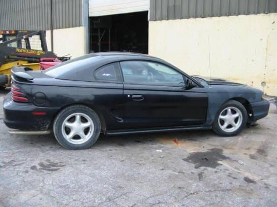 1994 Ford Mustang 5.0 T-5 - Black