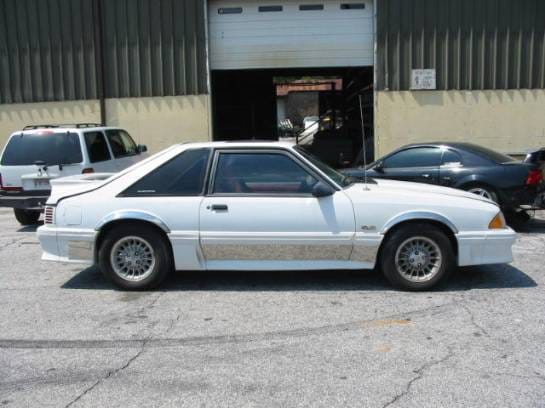 1989 Ford Mustang 5.0 T5 - White