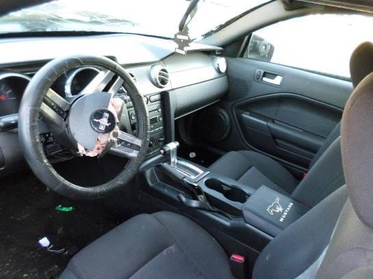 2005 Coupe 3.8 thumbnail 4