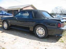 1989 Ford Mustang 5.0 Automatic - Black w/ black top