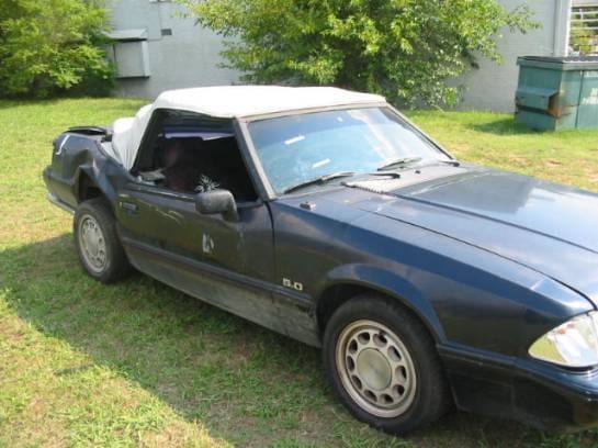 1989 Ford Mustang - Black