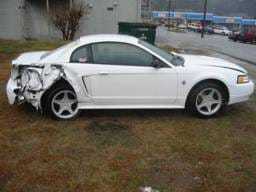 1999 Ford Mustang Coupe White 4.6 T45