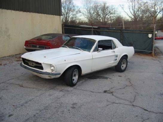 1967 Ford Mustang 302 - White