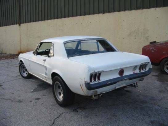 1967 Ford Mustang 302 - White thumbnail 2
