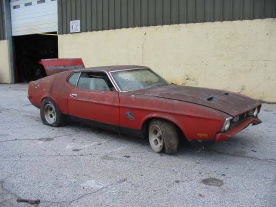 1971 Ford Mustang 351C - Red
