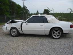 1985 Ford Mustang 5.0 HO - White