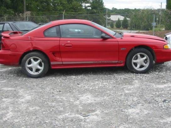 1996 Ford Mustang 4.6 Automatic - Red