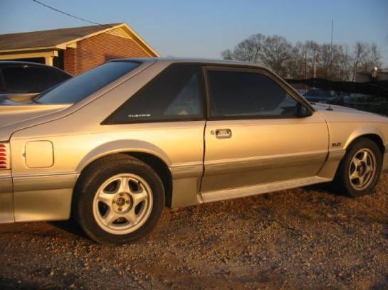 1992 Ford Mustang 5.0L HO 5 Speed - Silver