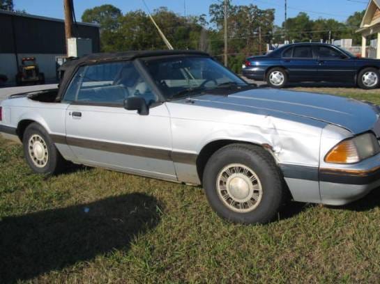 1992 Ford Mustang 2.3 A4LD - Blue
