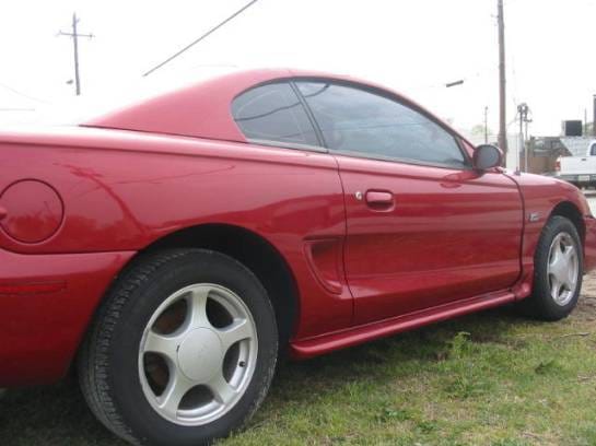 1995 Ford Mustang 5.0 HO Automatic - Red