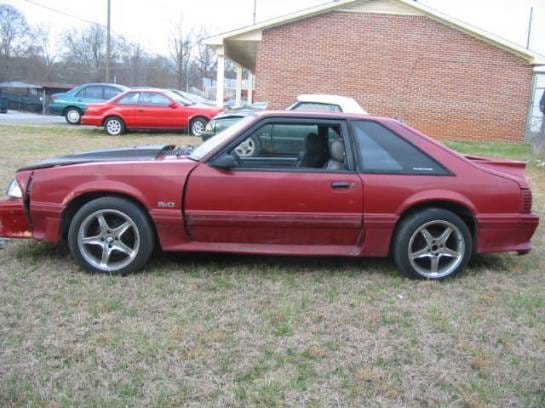 1989 Ford Mustang 5.0 Automatic - Red