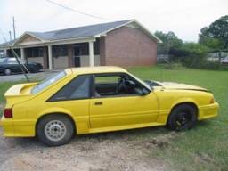 1990 Ford Mustang NO GOOD T-5 - Yellow