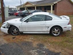 1995 Ford Mustang 302 Cobra T-5 5-Speed - White