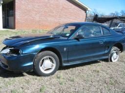 1995 Ford Mustang V-6 Automatic - Green