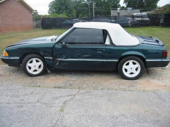 1990 Ford Mustang 5.0 HO T-5 Five Speed - Green