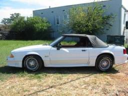 1990 Ford Mustang 5.0 HO T-5 Five Speed - White