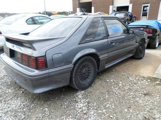 1990 Ford Mustang GT Hatchback thumbnail 2