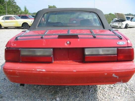 87-93 Ford Mustang Convertible 2.3 Automatic - Red thumbnail 5