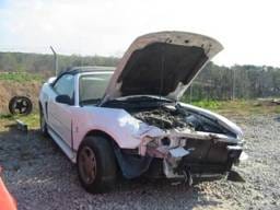 99-04 Ford Mustang Convertible 3.8 Automatic - White