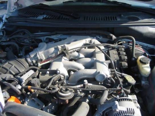 99-04 Ford Mustang Convertible 3.8 Automatic - White thumbnail 2