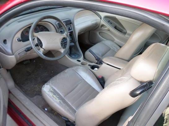 99-04 Ford Mustang Coupe 4.6 Automatic - Red thumbnail 4