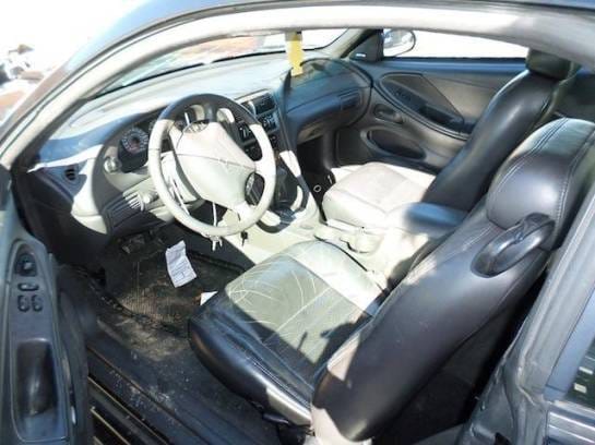 99-04 Ford Mustang Convertible 4.6 Automatic - Black thumbnail 4