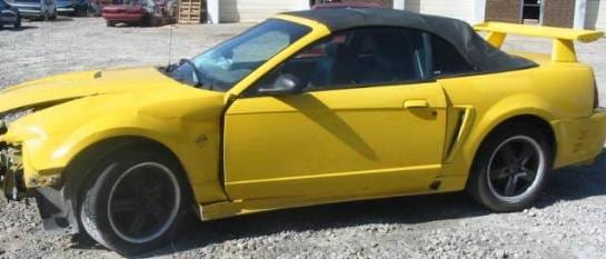99-04 Ford Mustang Convertible 4.6 Automatic - Yellow