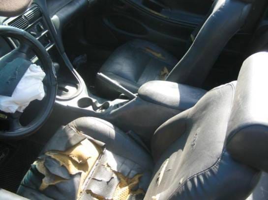 99-04 Ford Mustang Convertible 4.6 Automatic - Yellow thumbnail 5