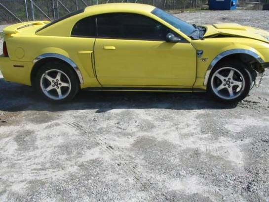 99-04 Ford Mustang Coupe 4.6 Automatic - Yellow
