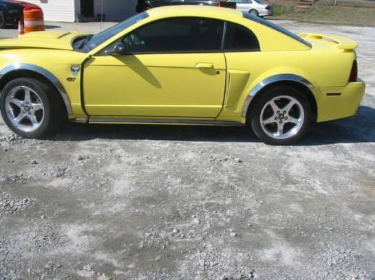 99-04 Ford Mustang Coupe 4.6 Automatic - Yellow thumbnail 2