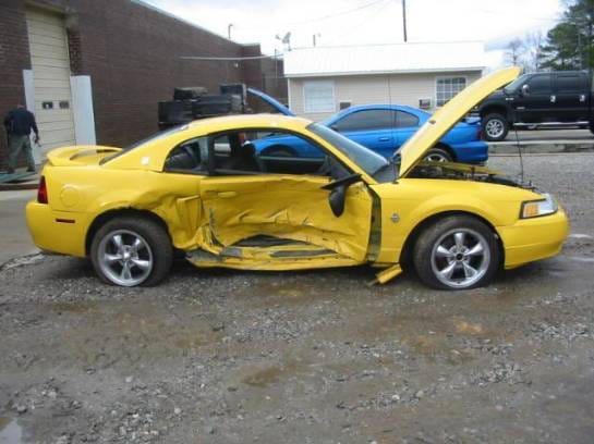 99-04 Ford Mustang Coupe 4.6 Automatic - Yellow thumbnail 3