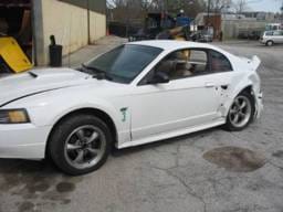 99-04 Ford Mustang Coupe 4.6  - White