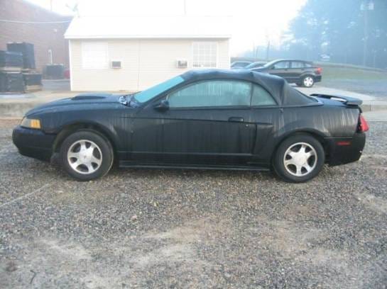 99-04 Ford Mustang Convertible 4.6 Manual - Black
