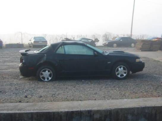 99-04 Ford Mustang Convertible 4.6 Manual - Black thumbnail 4