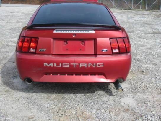 2004 Ford Mustang Coupe 4.6 Manual - Red thumbnail 3
