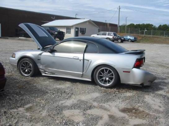 2001 Mustang GT Coupe- 5 Speed thumbnail 2