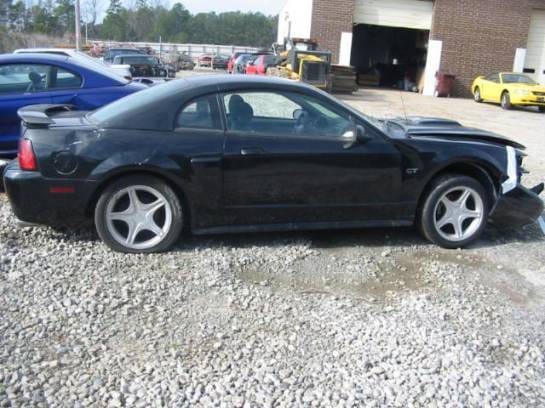 99-04 Ford Mustang Coupe 4.6 Manual - Black