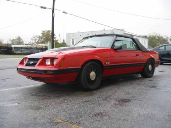 84-86 Ford Mustang Convertible 5 manual - red thumbnail 2