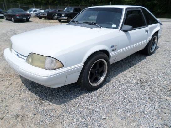 87-93 Ford Mustang Hatchback 5 Automatic - White thumbnail 2
