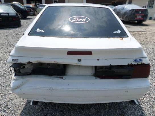 87-93 Ford Mustang Hatchback 5 Automatic - White thumbnail 3