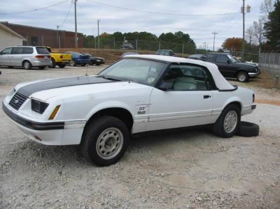 83-86 Ford Mustang Convertible 5 Manual - White