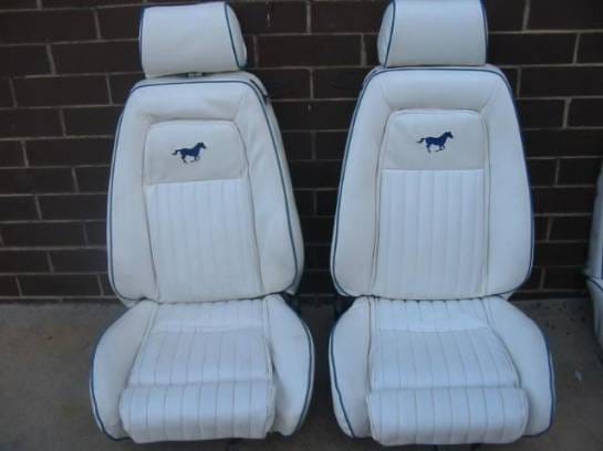 87-93 Ford Mustang Convertible 5 Automatic - Blue thumbnail 3