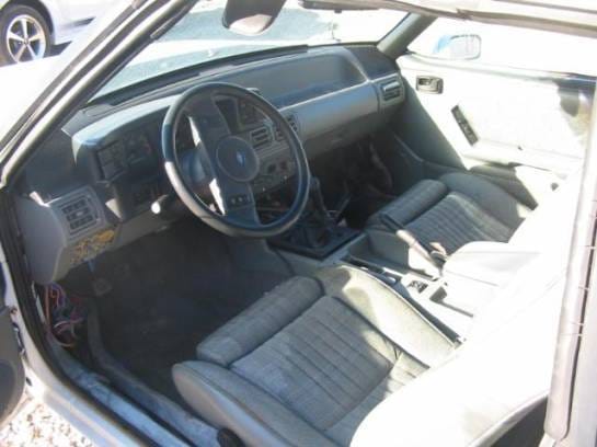 1989 Ford Mustang Convertible 5 Manual - White thumbnail 4