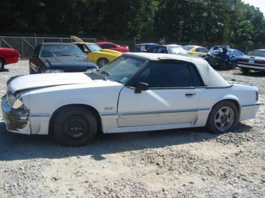 87-93 Ford Mustang Convertible 5 Automatic - White thumbnail 2