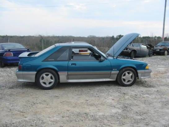 87-93 Ford Mustang Hatchback 5 Automatic - Blue